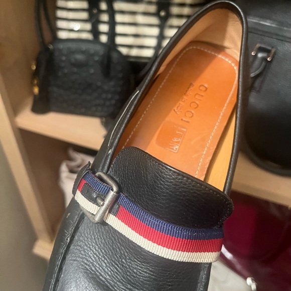 Gucci Men's Black Leather Loafers with Red and Blue Accent - Picture 1 of 5